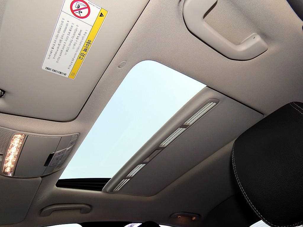 Mercedes Benz E class 2018 Negro - Importación desde Corea - HF Imports Iquique - Foto 17