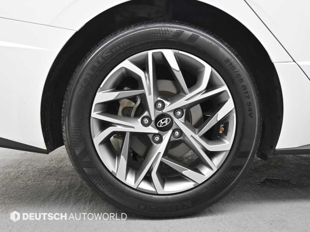 HYUNDAI Sonata - Vista 5