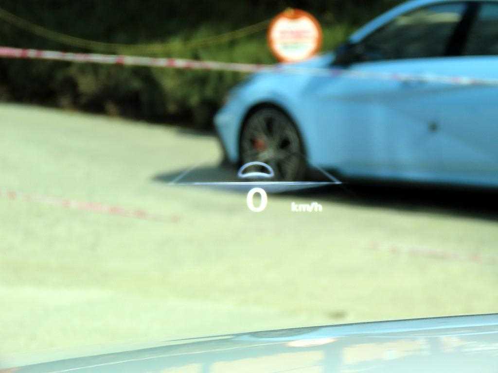 Genesis GV70 - Vista 10