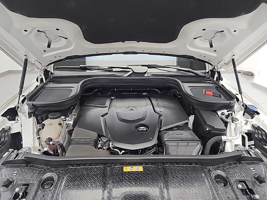 Mercedes Benz GLE Class - Vista 5