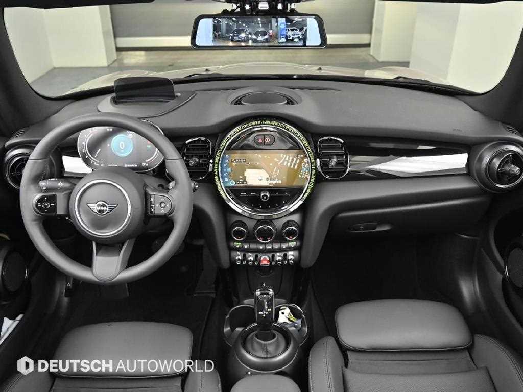 Mini Cooper Convertible - Vista 7