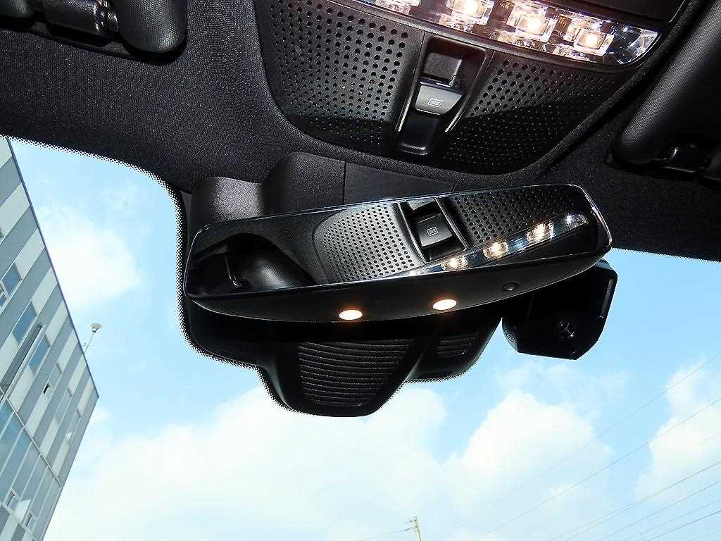 Mercedes Benz E class 2021 Azul - Importación desde Corea - HF Imports Iquique - Foto 15