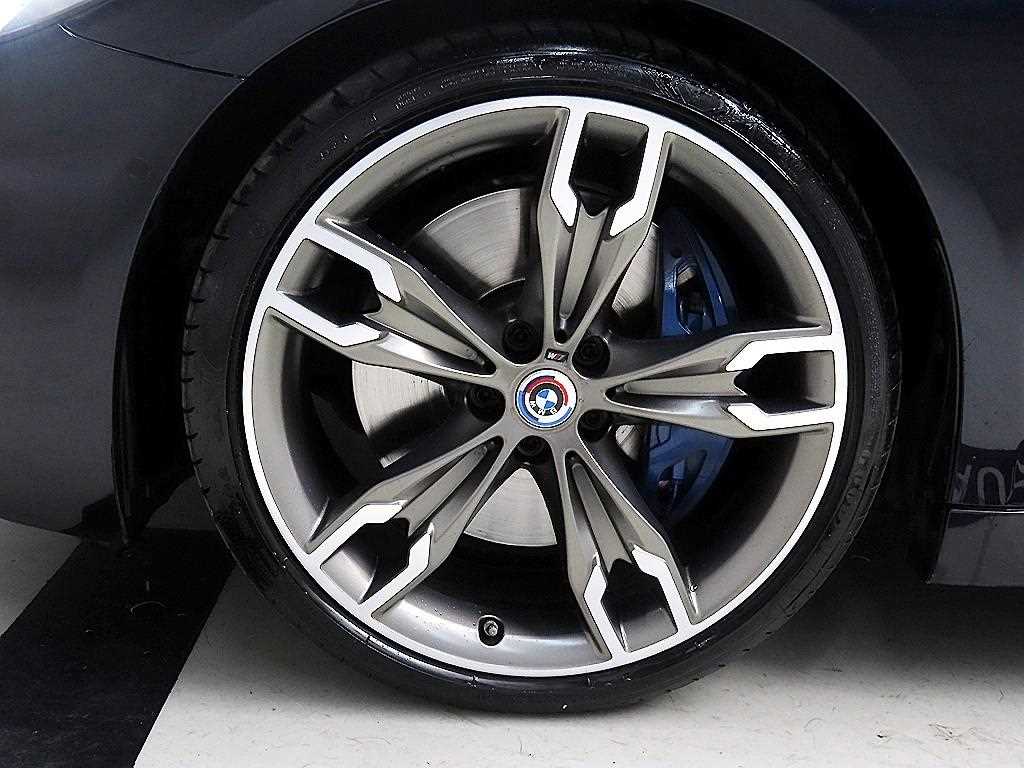 BMW 5 Series 2022 Negro - Importación desde Corea - HF Imports Iquique - Foto 20