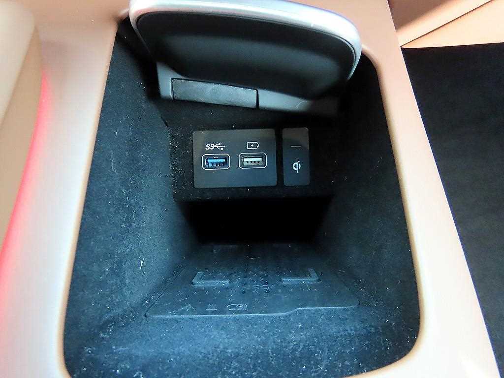 Genesis GV70 2022 Blanco - Importación desde Corea - HF Imports Iquique - Foto 13