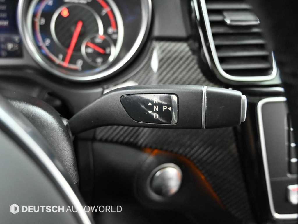 Mercedes Benz GLE Class - Vista 9