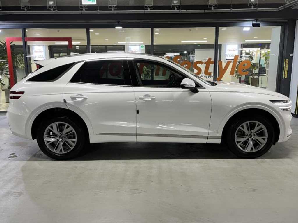 Genesis GV70 - Vista 4