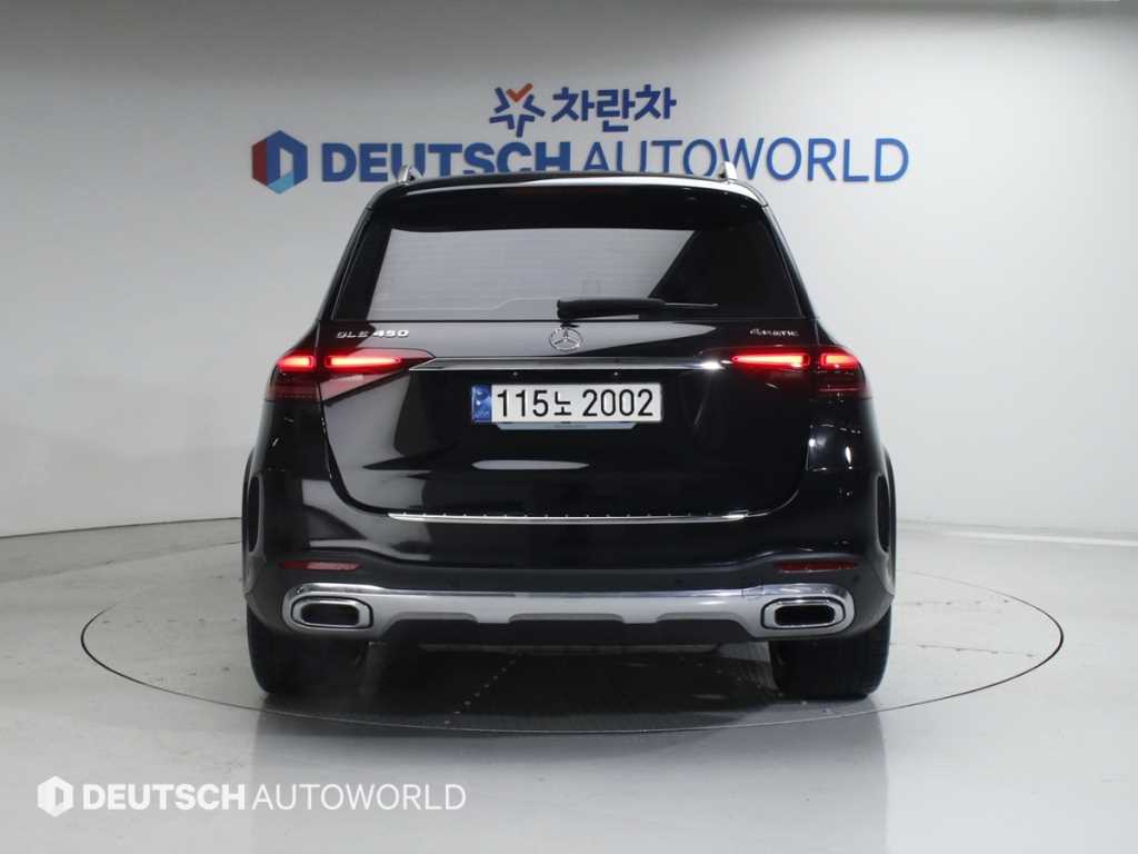 Mercedes Benz GLE Class - Vista 4