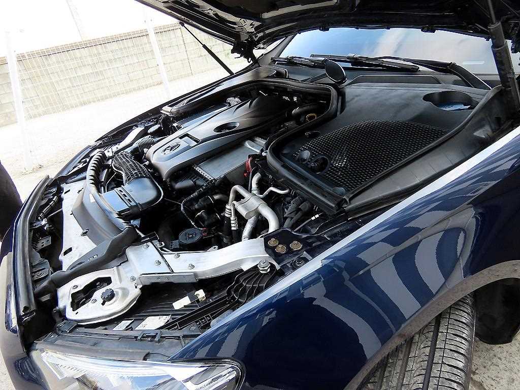 Mercedes Benz E class 2021 Azul - Importación desde Corea - HF Imports Iquique - Foto 19