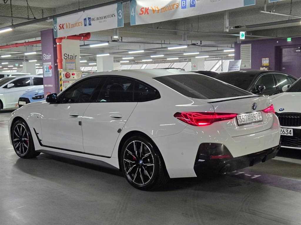 BMW 4 Series - Vista 4