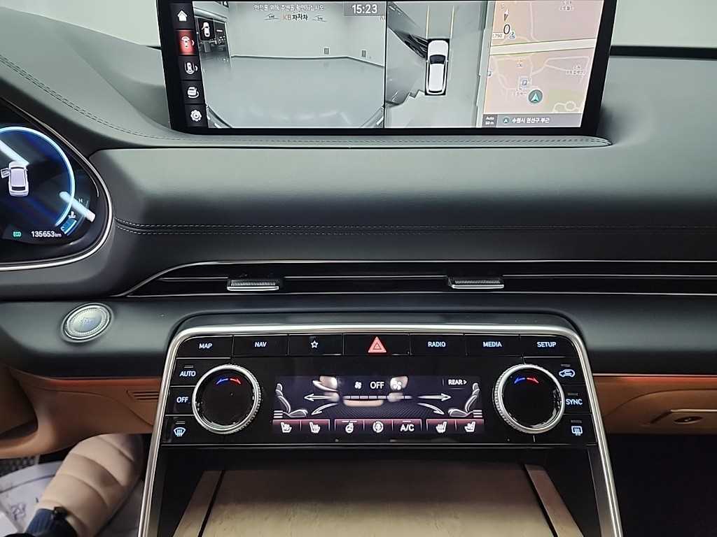 Genesis GV80 - Vista 10