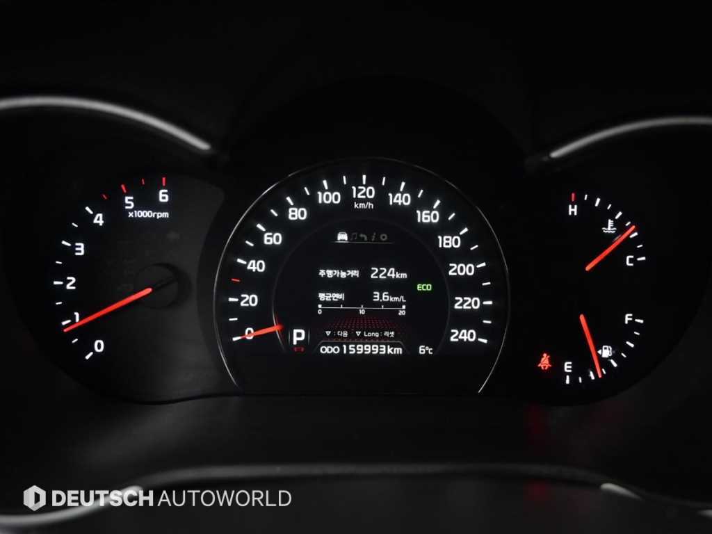 KIA Sorento - Vista 8