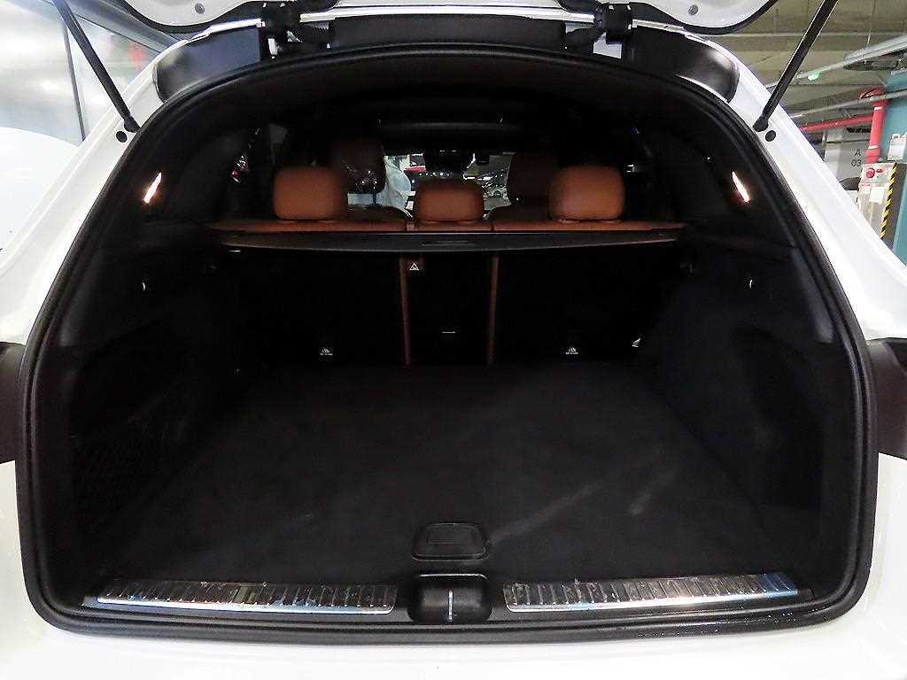 Mercedes Benz GLC Class 2022 Blanco - Importación desde Corea - HF Imports Iquique - Foto 16