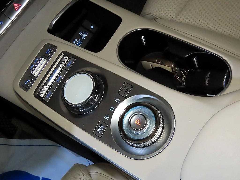 Genesis GV70 - Vista 12