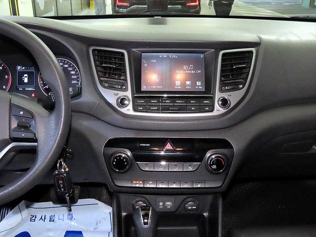 HYUNDAI Tucson - Vista 11