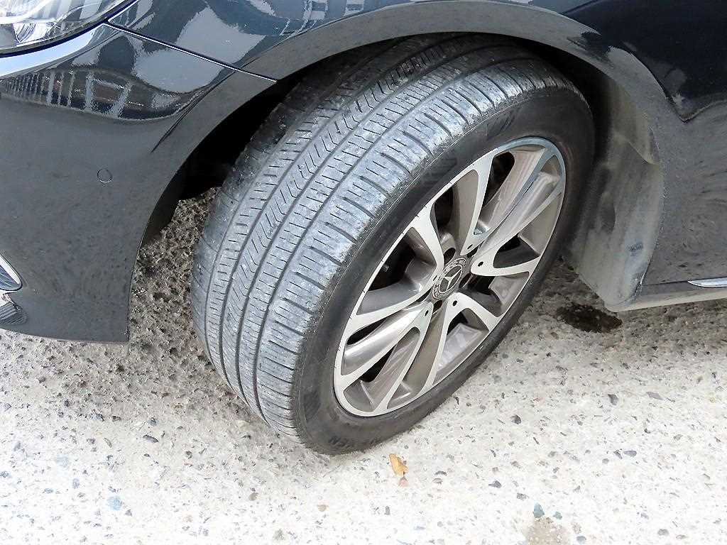 Mercedes Benz E class 2018 Negro - Importación desde Corea - HF Imports Iquique - Foto 20