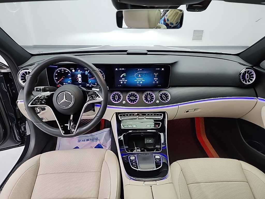 Mercedes Benz E class - Vista 7