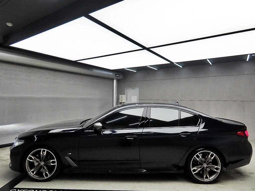 BMW 5 Series - Vista 4