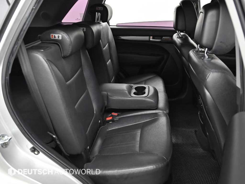 KIA Sorento - Vista 12