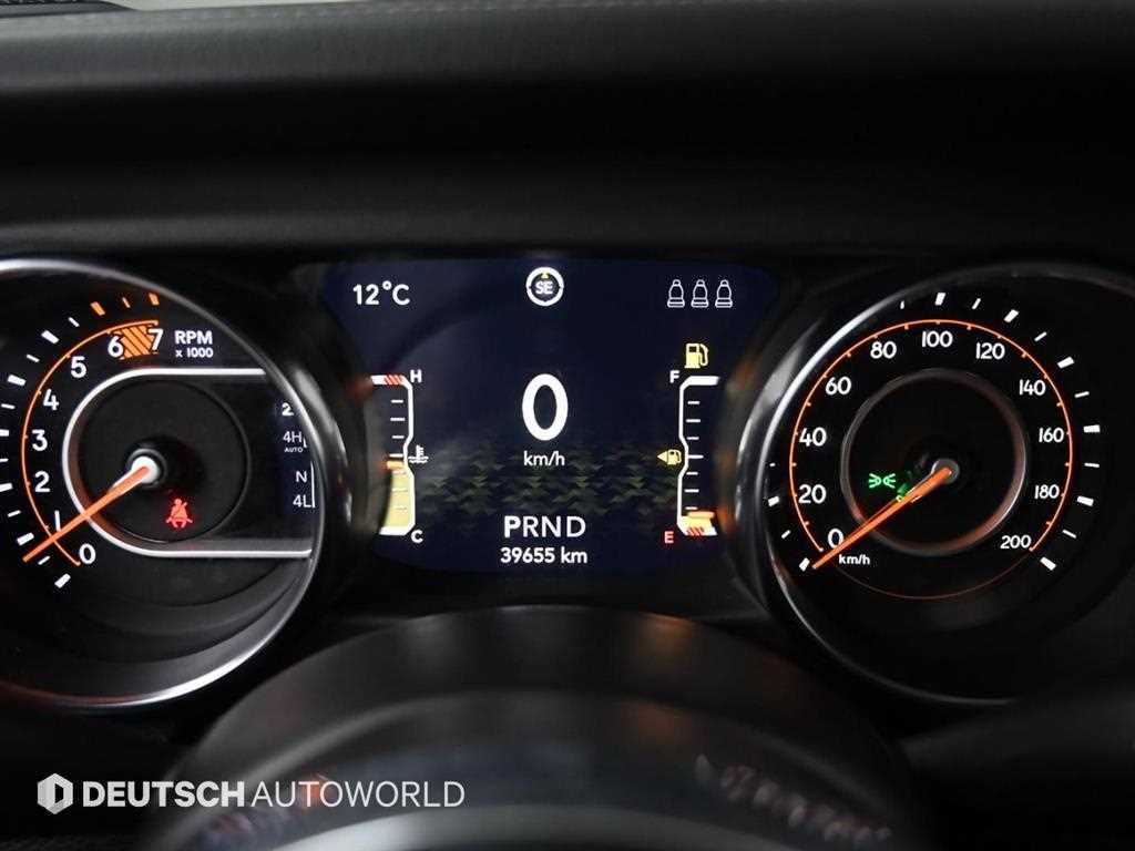 Jeep Wrangler - Vista 8