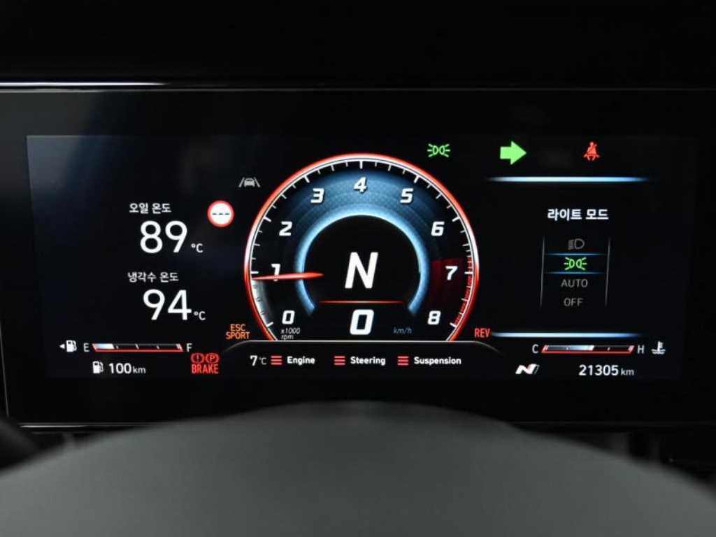 HYUNDAI Avante - Vista 8