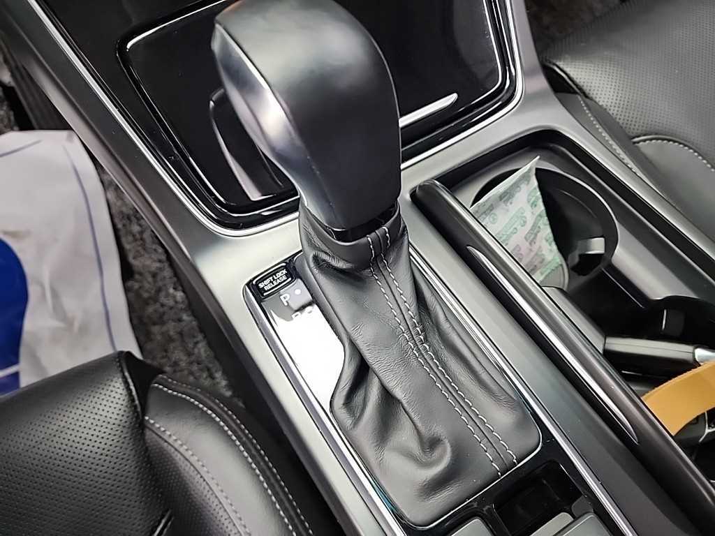 HYUNDAI Grandeur - Vista 8