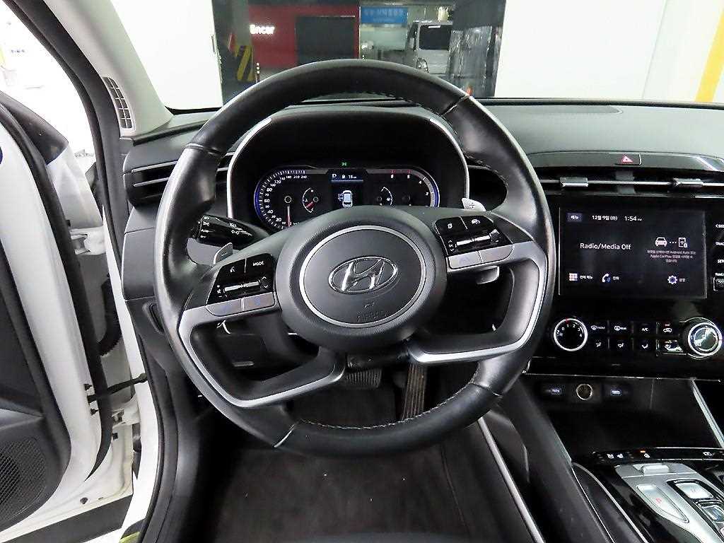 HYUNDAI Tucson - Vista 9