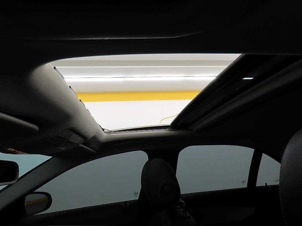 Mercedes Benz C Class 2017 Blanco - Importación desde Corea - HF Imports Iquique - Foto 18