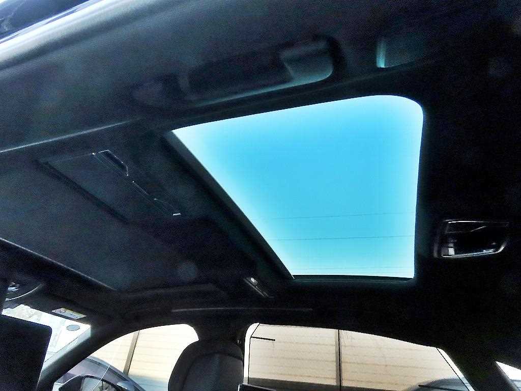 Audi A8 2022 Negro - Importación desde Corea - HF Imports Iquique - Foto 17