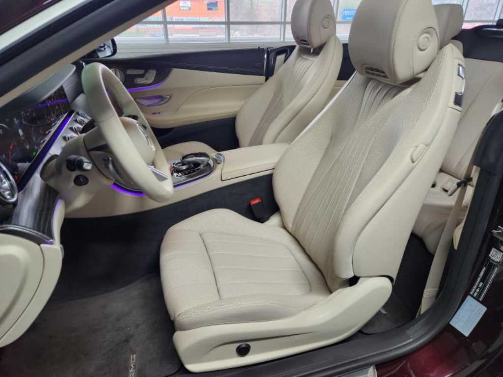 Mercedes Benz E class - Vista 8