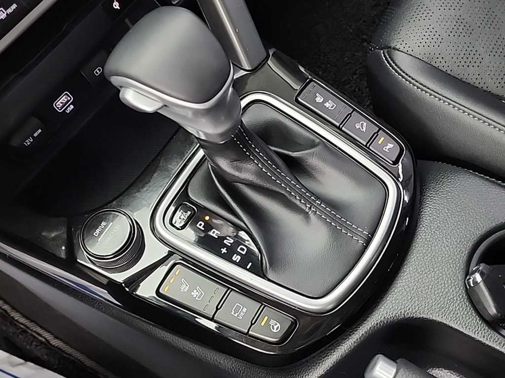 KIA Seltos - Vista 8