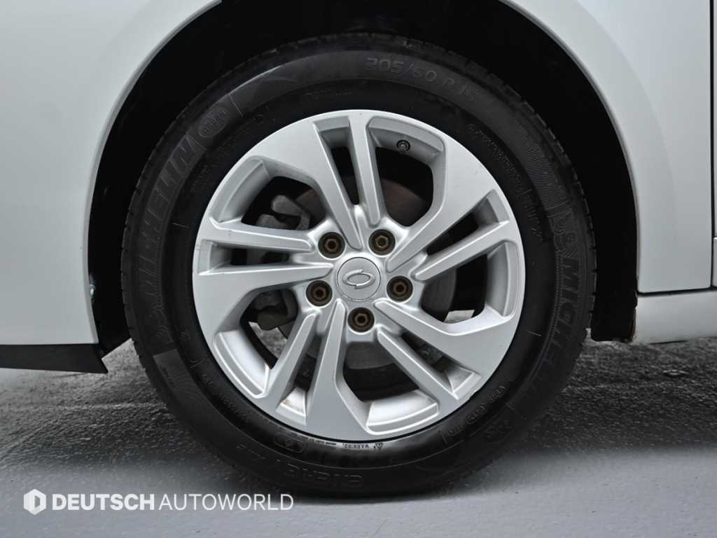 SAMSUNG SM3 - Vista 4