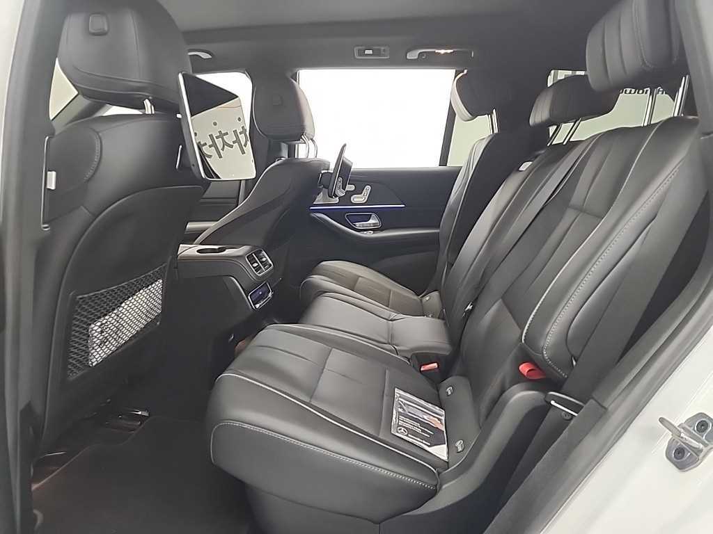 Mercedes Benz GLS Class - Vista 12