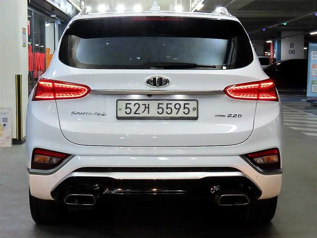 HYUNDAI Santa Fe - Vista 5