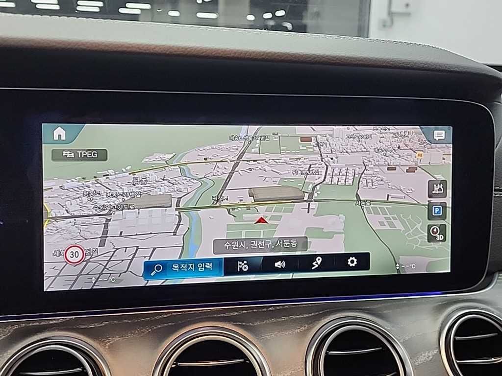 Mercedes Benz E class 2022 Blanco - Importación desde Corea - HF Imports Iquique - Foto 15