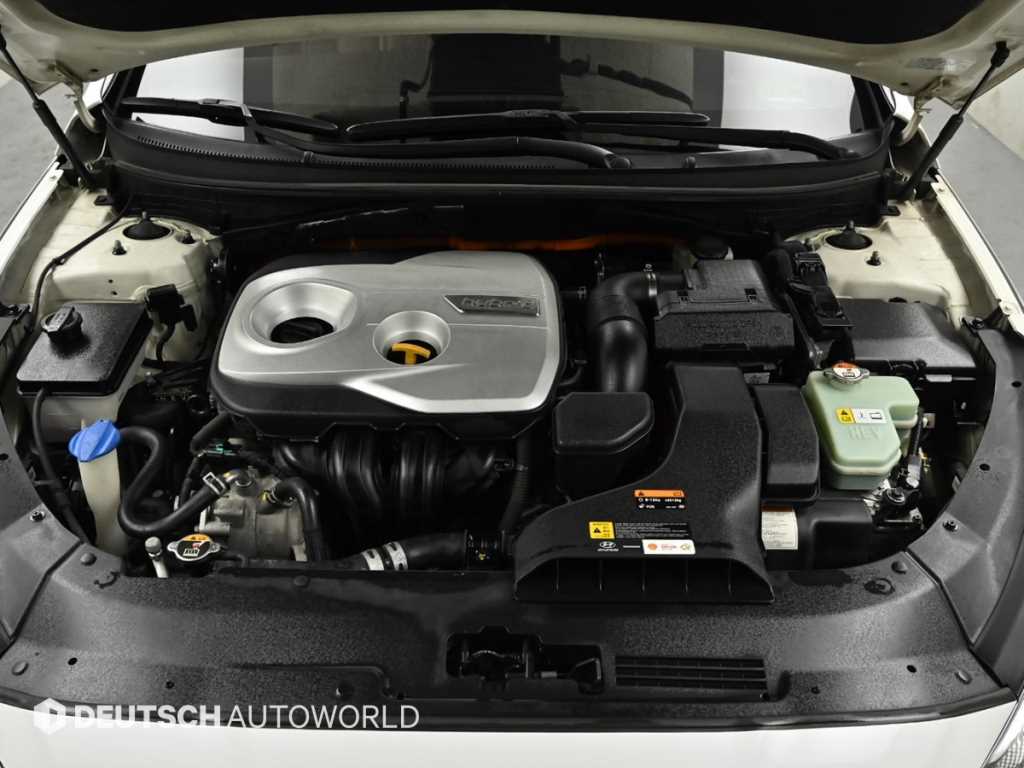 HYUNDAI Sonata - Vista 6