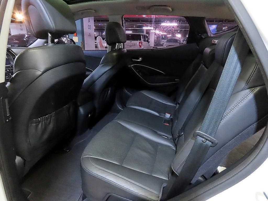 HYUNDAI Santa Fe - Vista 7