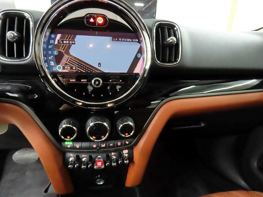 Mini Countryman - Vista 12