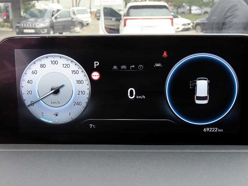 HYUNDAI Staria - Vista 9