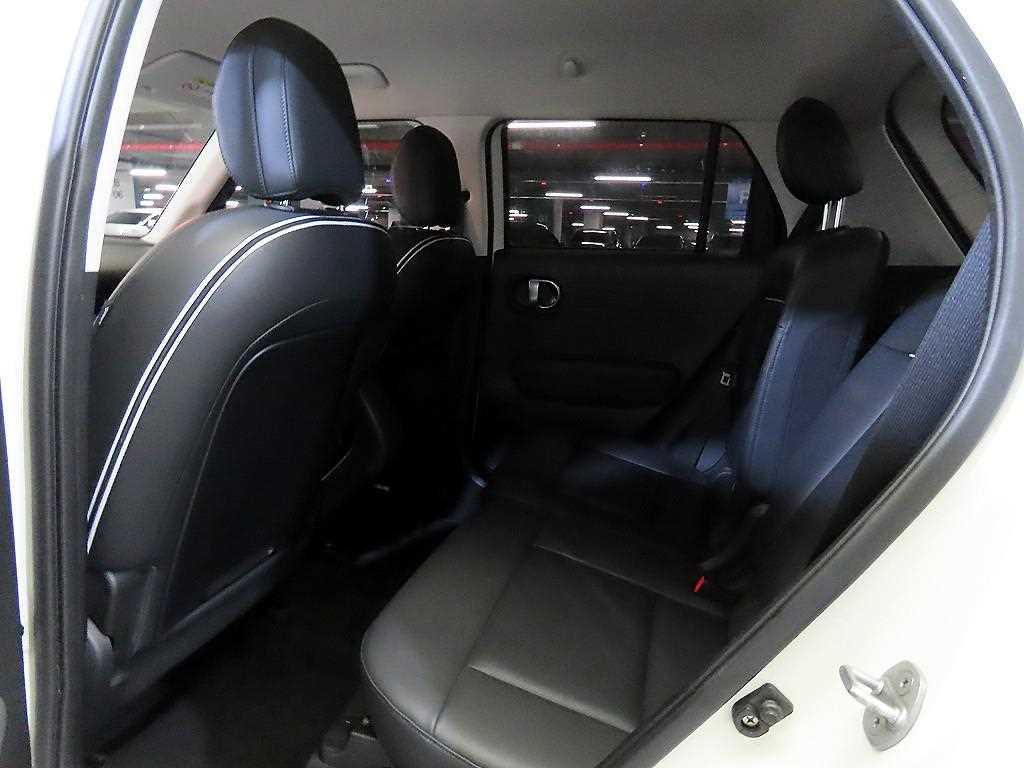 HYUNDAI Casper - Vista 7