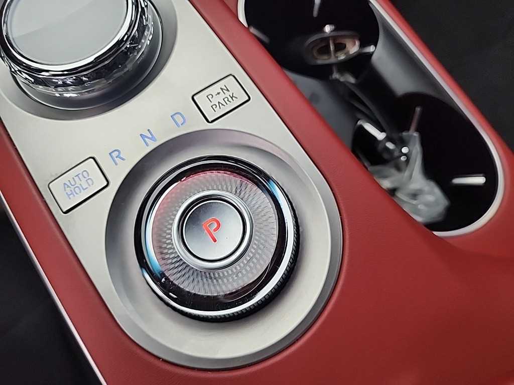 Genesis GV70 - Vista 9