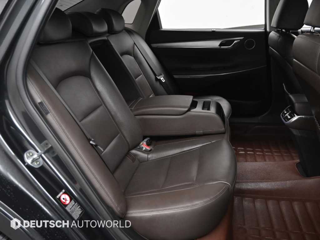 HYUNDAI Grandeur - Vista 12