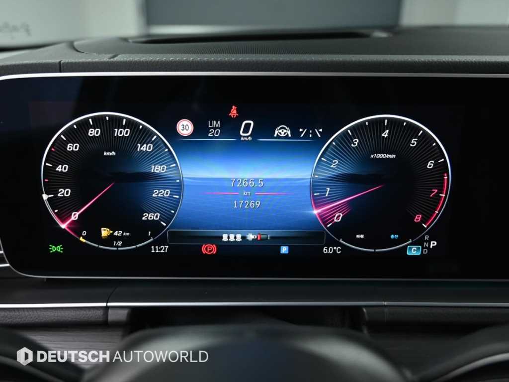 Mercedes Benz GLE Class - Vista 8