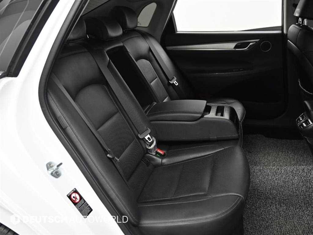 HYUNDAI Grandeur - Vista 12