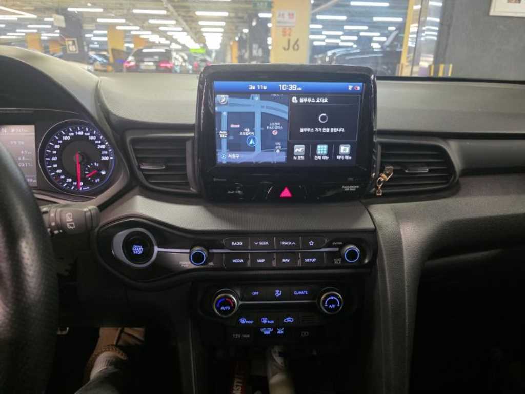 HYUNDAI Veloster - Vista 10