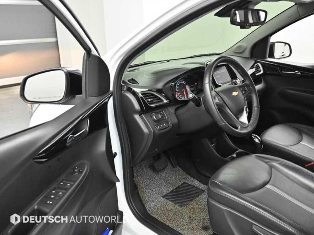 Chevrolet Spark - Vista 11