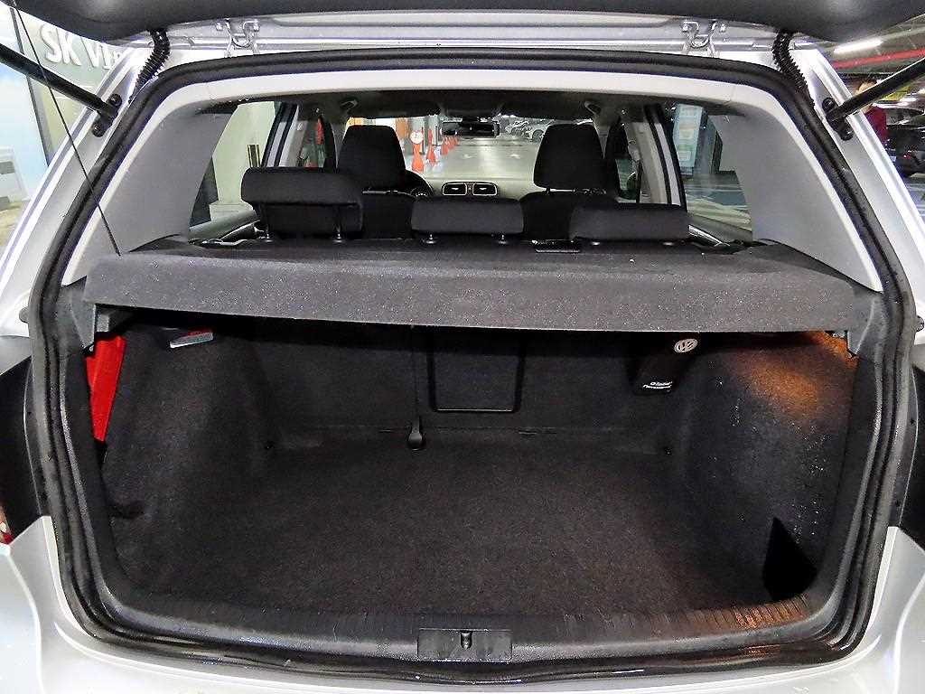 Volkswagen Golf 2013 Plateado - Importación desde Corea - HF Imports Iquique - Foto 16