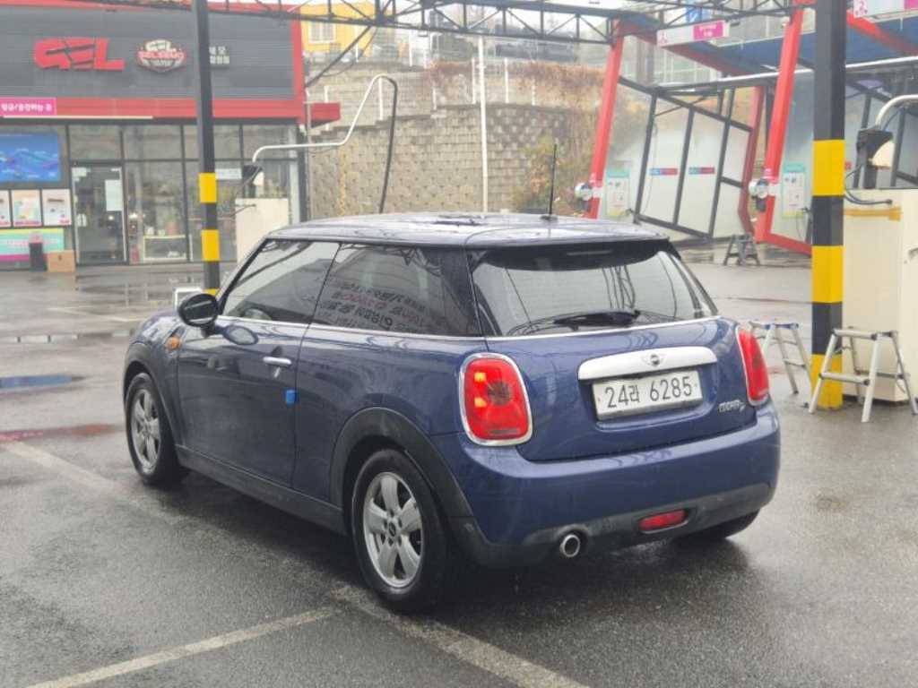 Mini Cooper - Vista 4