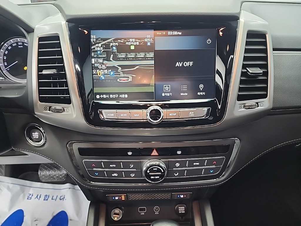 Ssangyong Rexton - Vista 10