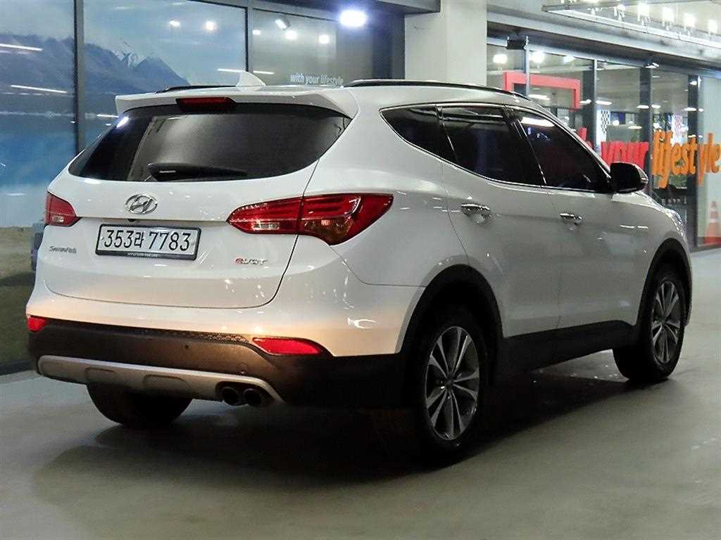 HYUNDAI Santa Fe - Vista 4