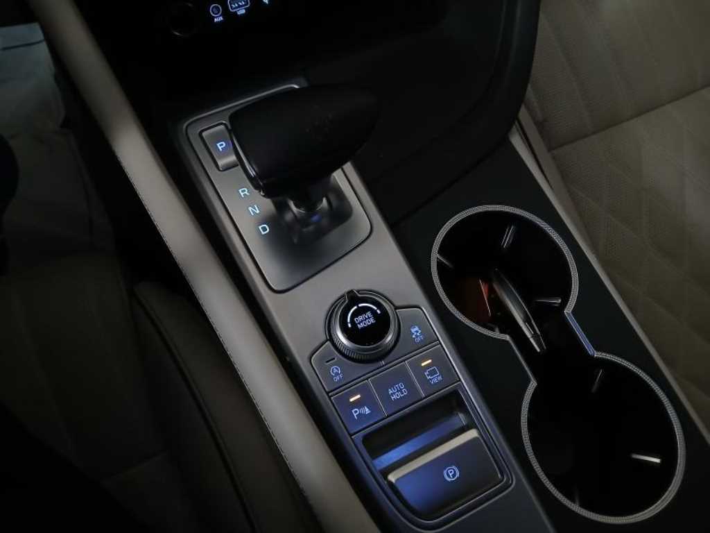 Genesis G70 - Vista 12